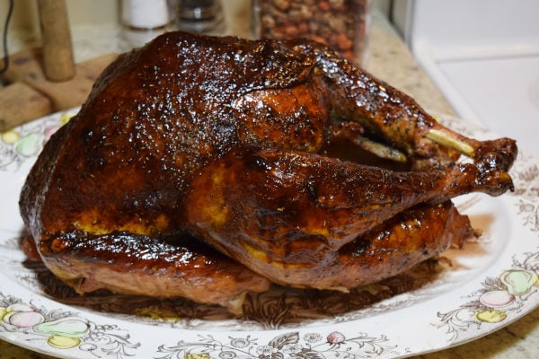 juicy turkey fully cooked on a platter