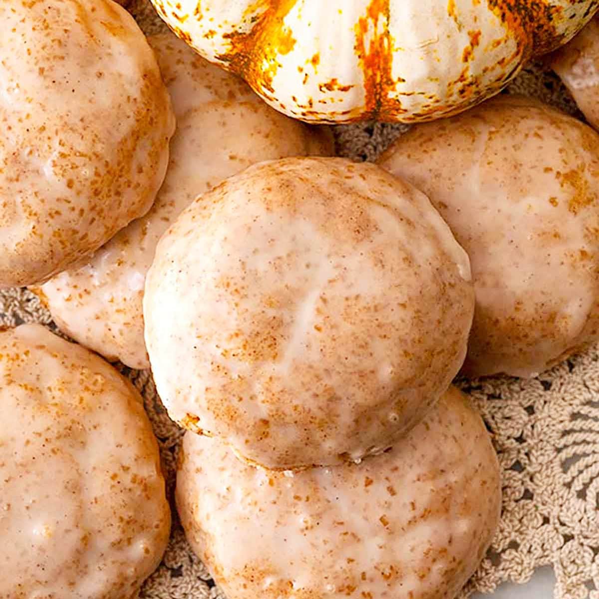 Image for Pumpkin Spice Snickerdoodles with French Vanilla Chai Glaze