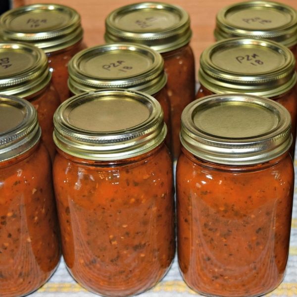 fresh jars of homemade pizza sauce